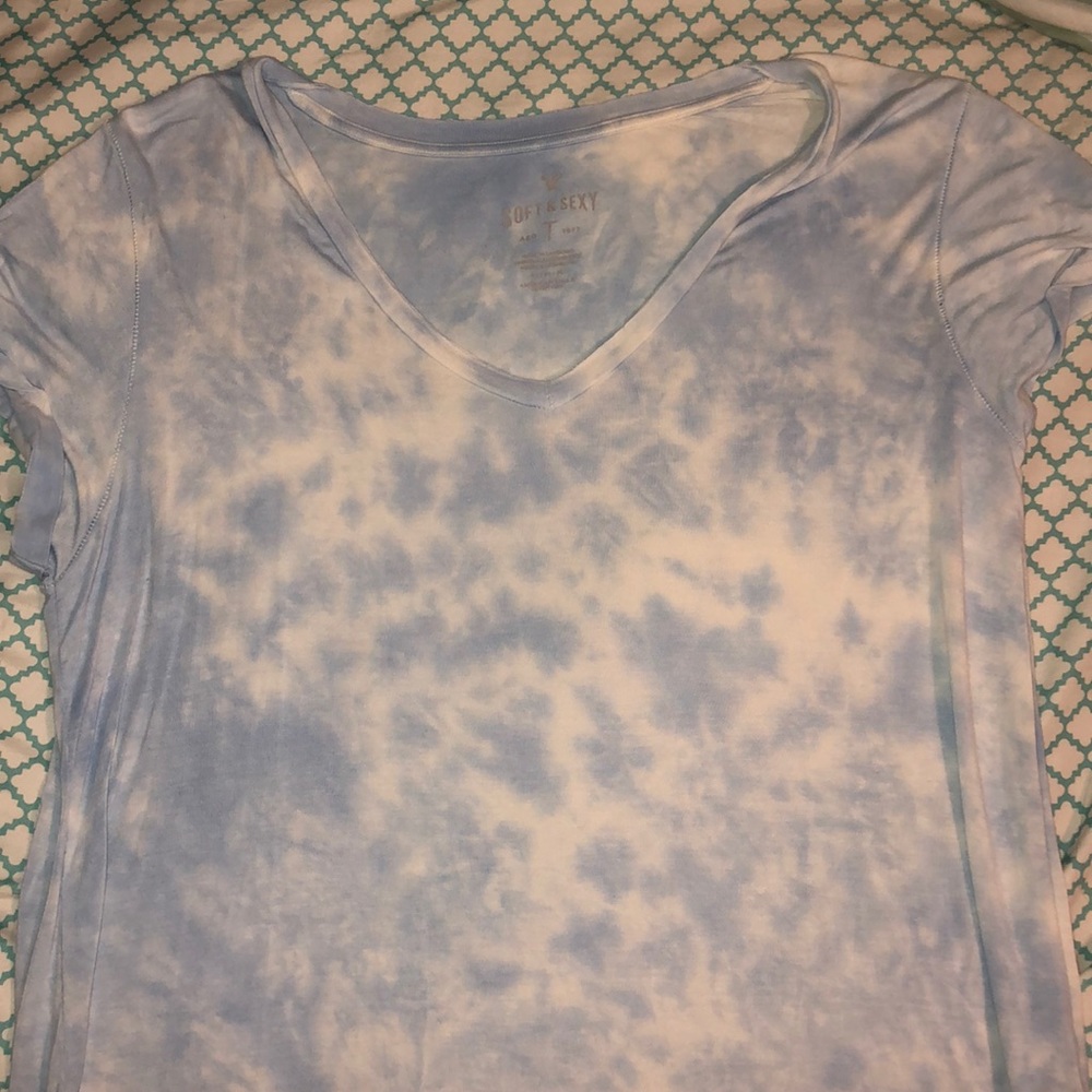 American eagle t shirt